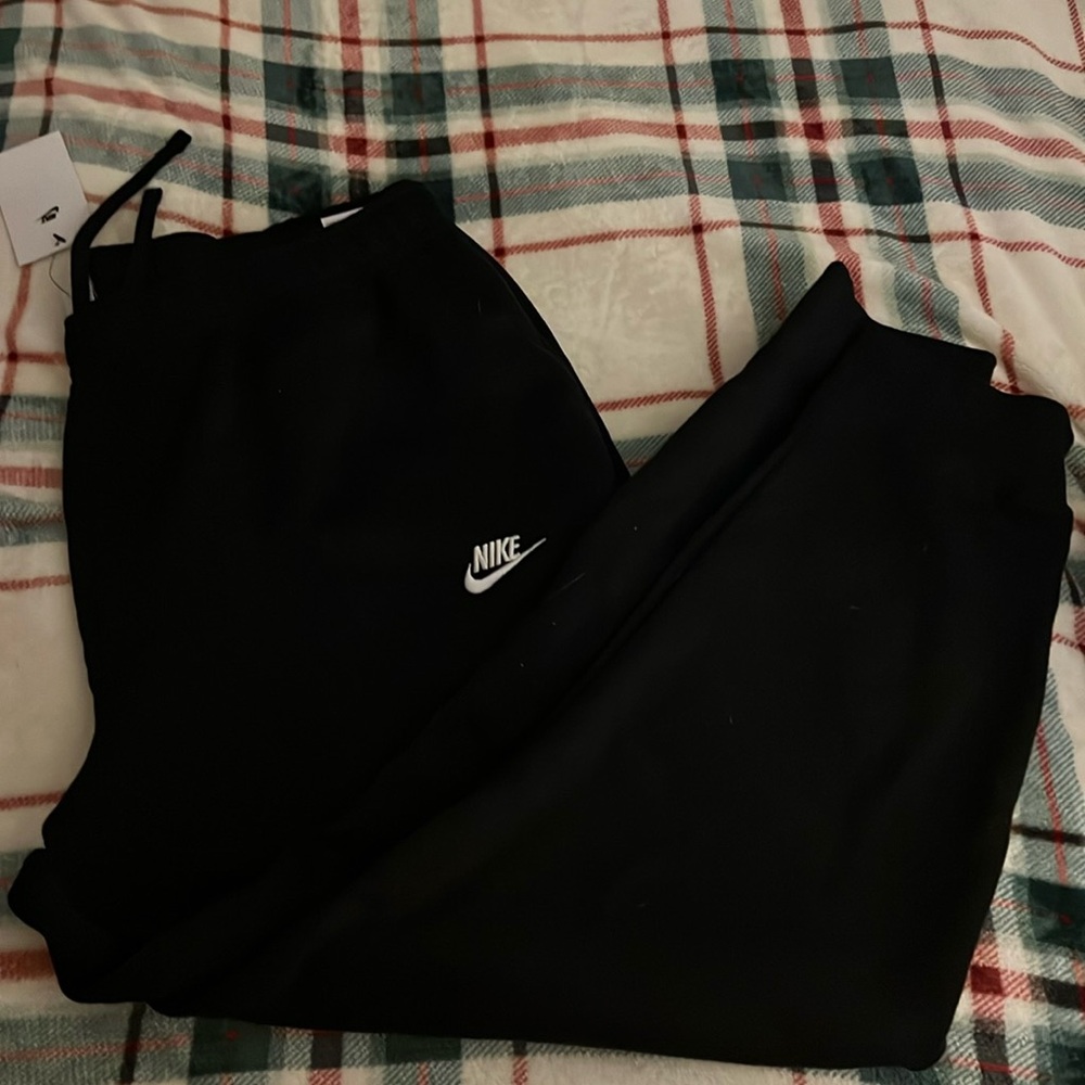 nike joggers